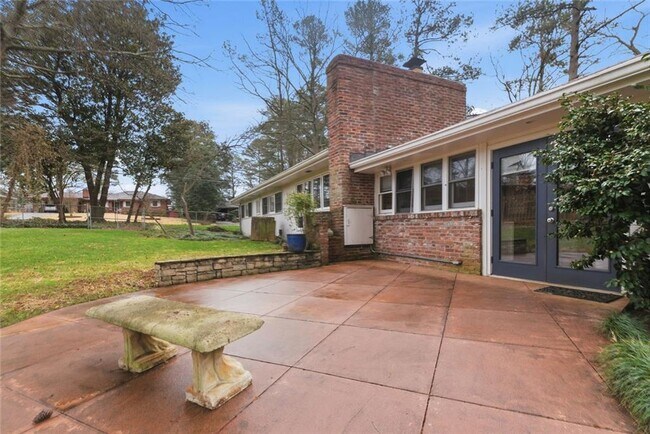 Building Photo - 3302 Wynn Dr