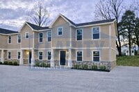 Building Photo - The Crossing on 17th