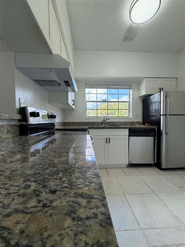 Building Photo - 2301 NW 96th Terrace