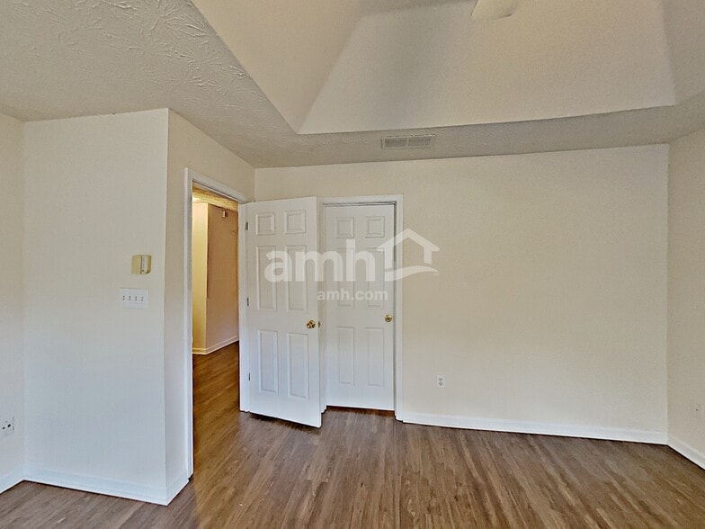 Building Photo - 4312 Sentinel Pl