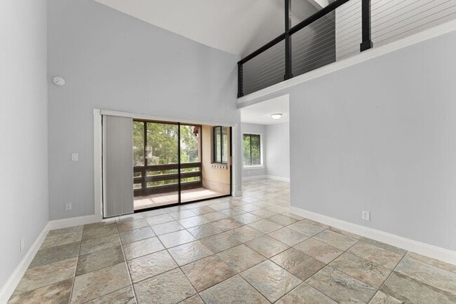 Building Photo - Great Month to Month rental opportunity in Altamonte Springs!