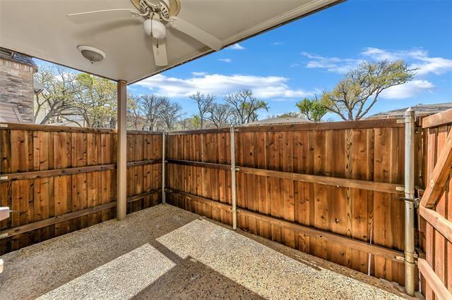 Building Photo - 7906 Royal Ln