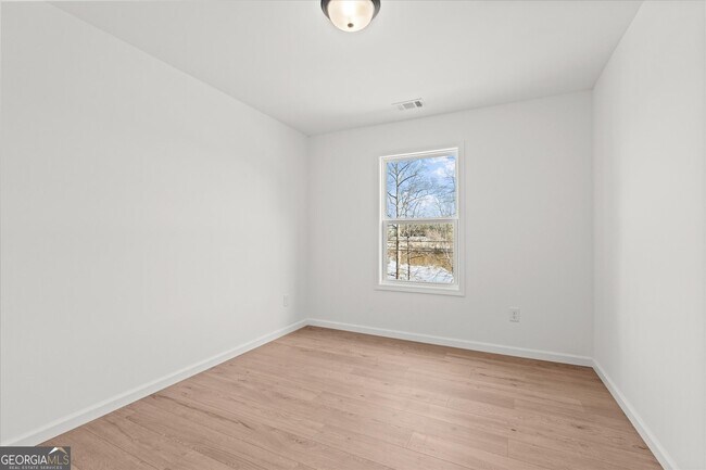 Building Photo - 105 Carroll Cir