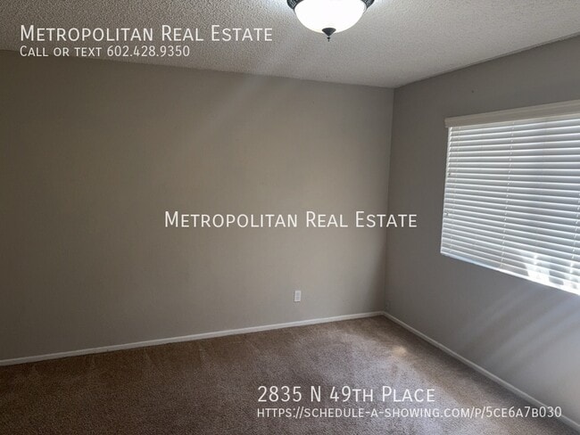 Building Photo - 2835 N 49th Pl