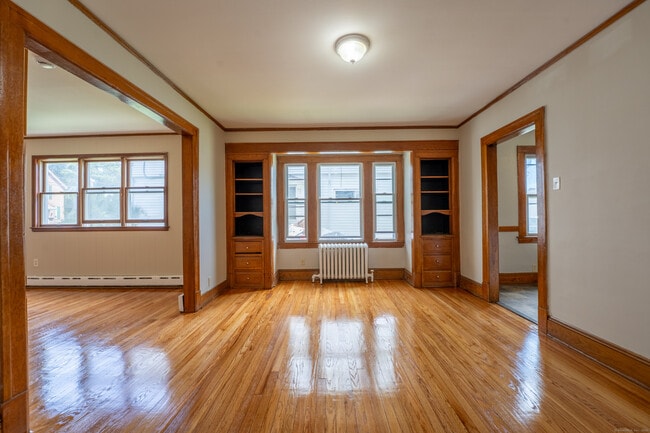 Building Photo - 45 Boulanger Ave
