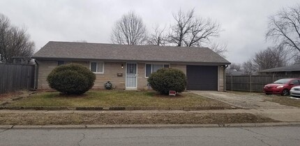 Building Photo - 3877 Strathmore Dr