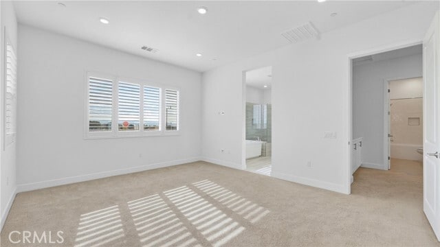 Building Photo - 224 Lily Lp