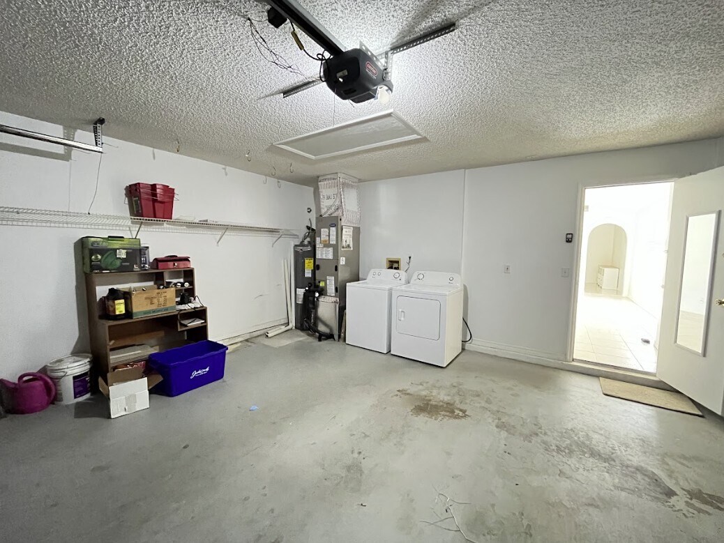 Building Photo - 11483 Kimberly Forest Dr