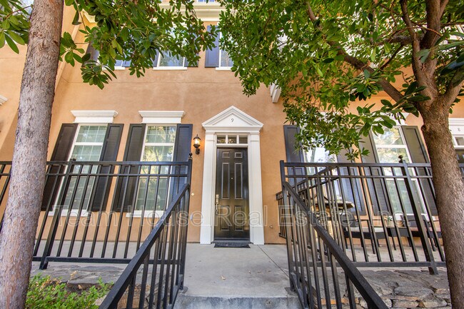 Building Photo - 27007 Edgewater Lnr