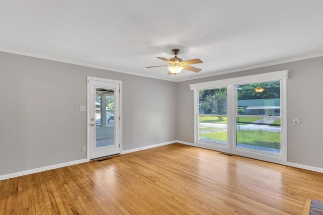 Building Photo - House for Rent in Jacksonville!