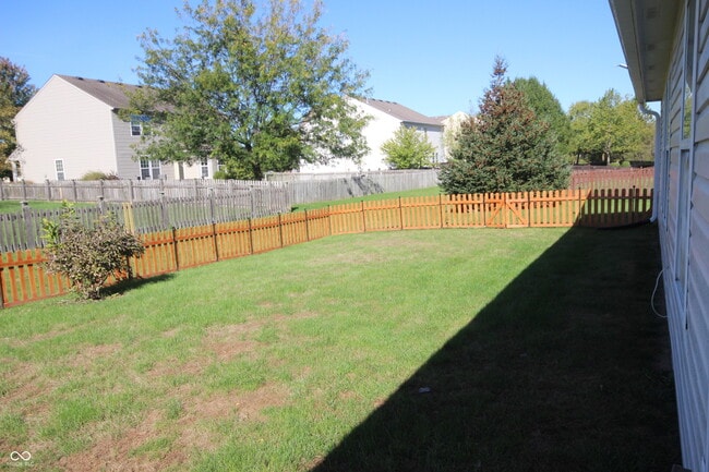 Building Photo - 2306 McGregor Dr