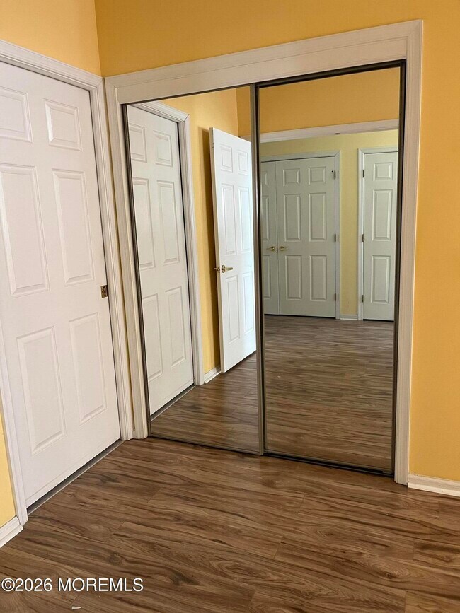 Building Photo - 11 Umberland Pl