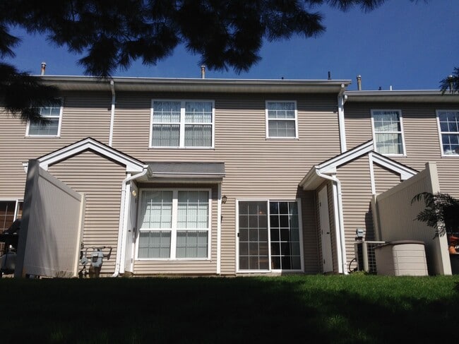 Building Photo - 123 Wood Duck Court