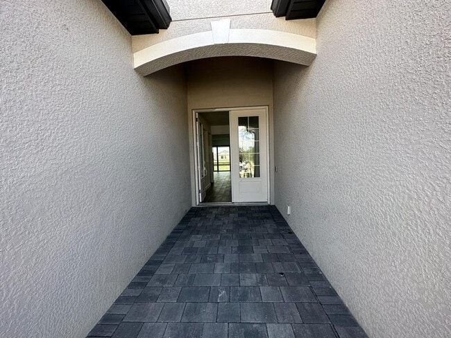 Building Photo - 11247 Canopy Loop
