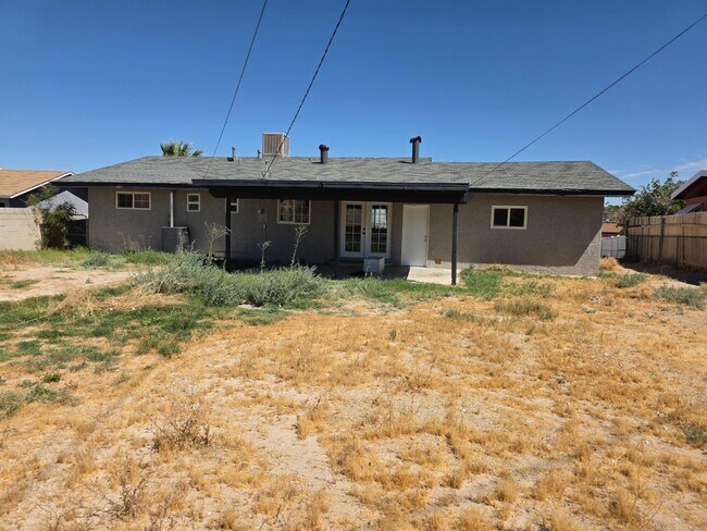Building Photo - 25595 Cheryle St