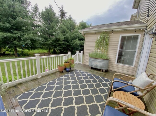 Building Photo - 103 Wisteria Ln