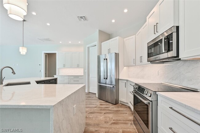 Building Photo - 4231 Crayton Rd