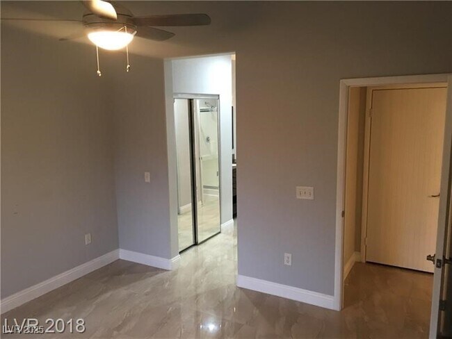 Building Photo - 812 Peachy Canyon Cir