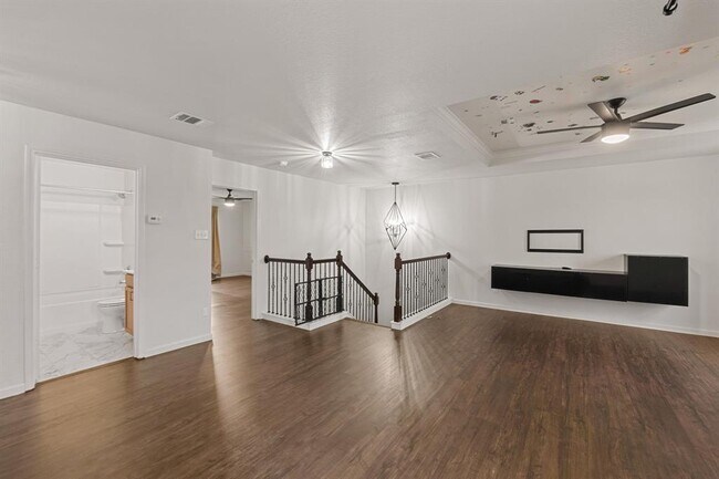 Building Photo - 240 Nectar Dr