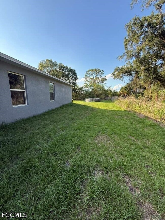 Building Photo - 8115 Ace Ct