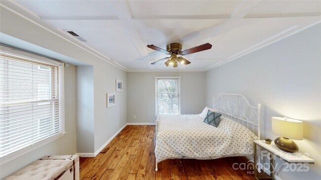 Building Photo - 9816 Emerald Point Dr