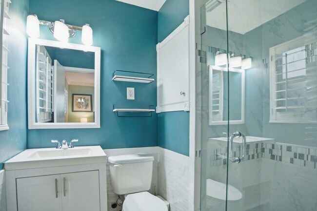 Building Photo - 525 N L St