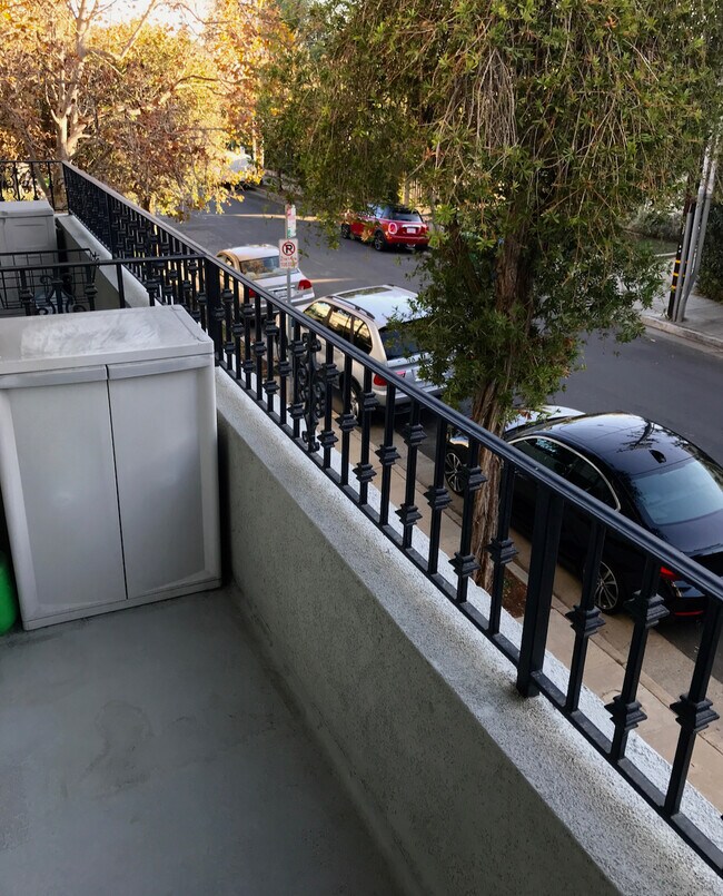 Building Photo - 2308 Schader Dr