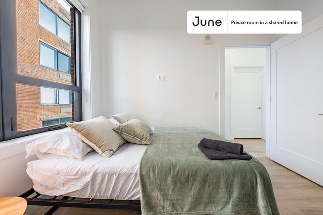 Building Photo - 2147 P St NW