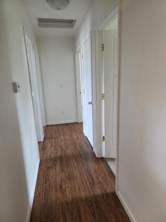 Building Photo - 685 Camp St