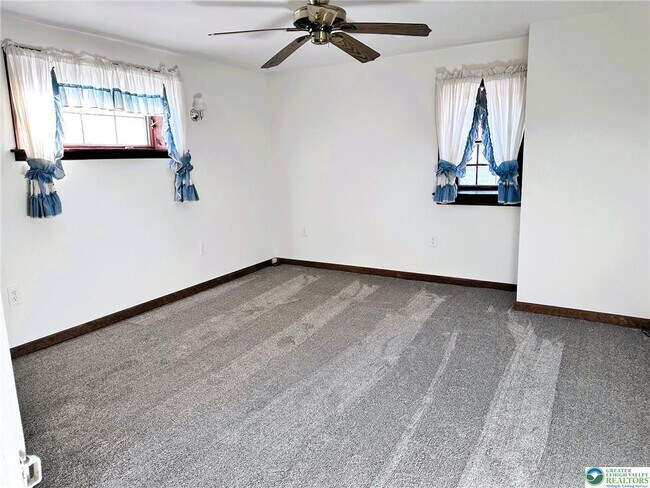 Building Photo - 3450 W Columbia St