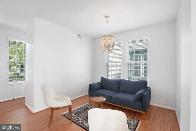 Building Photo - 20400 Charter Oak Dr