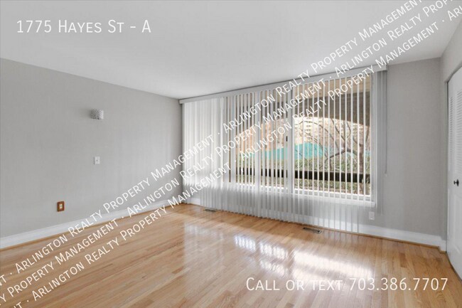 Building Photo - 1775 S Hayes St