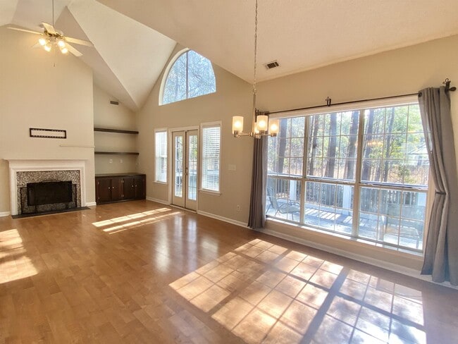 Building Photo - 42 Westminster Pl