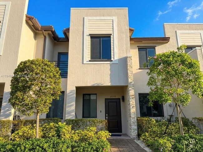 Building Photo - 21050 NE 8th Ave