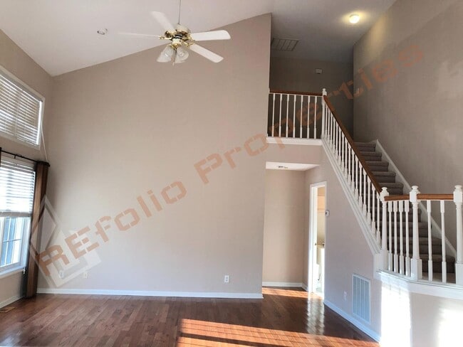 Building Photo - Elegant 4 Bedroom 2.5 Bath House w/ Primary Suite on 1st Floor + a Fenced-in Backyard @ Park Vill...
