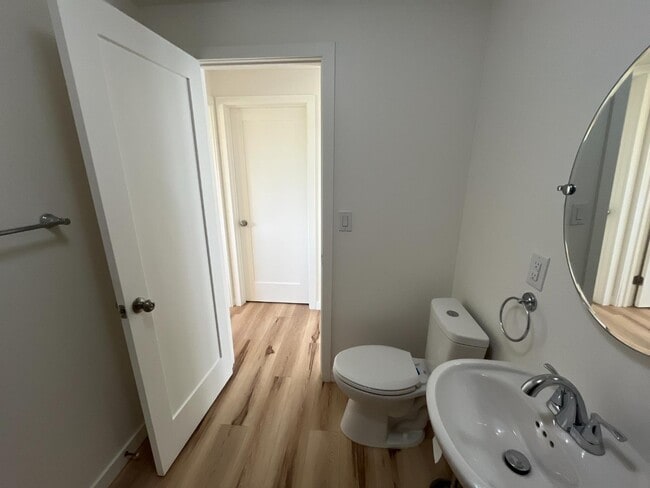 Building Photo - 229 Pennsylvania St