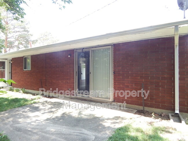 Building Photo - 6560 N Springboro Pike