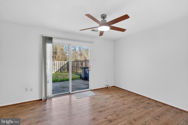 Building Photo - 9594 Inverary Ct