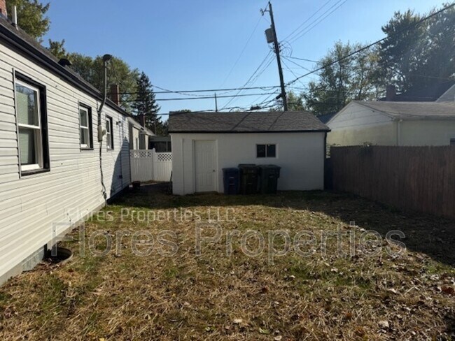 Building Photo - 3181 Gerbert Rd