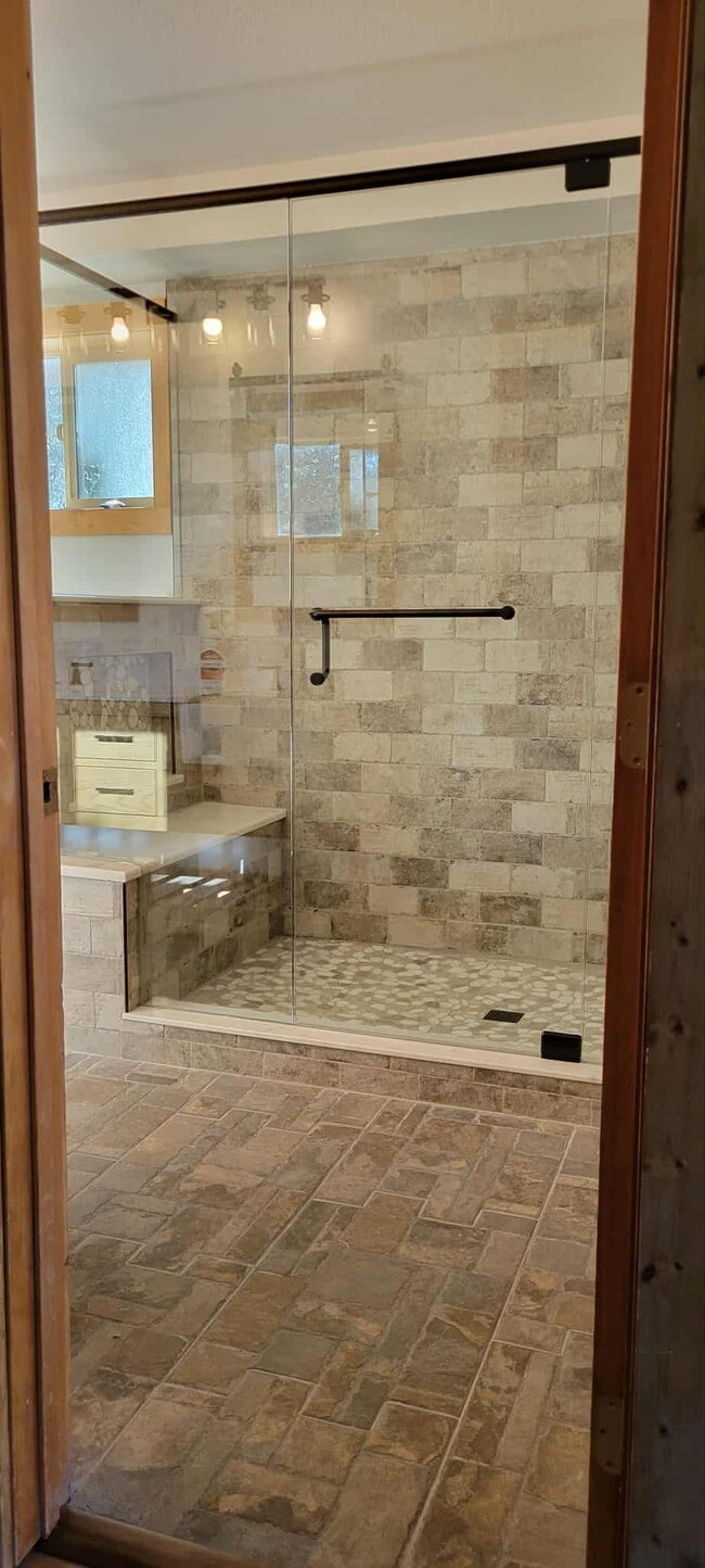 Building Photo - 789 Blackhawk Creek Dr