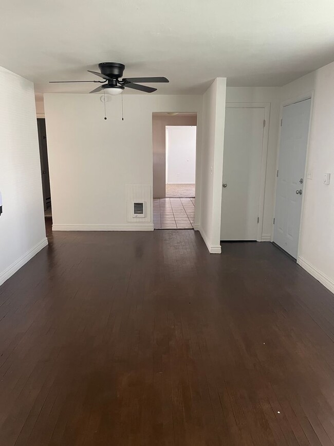 Building Photo - House for Rent!!