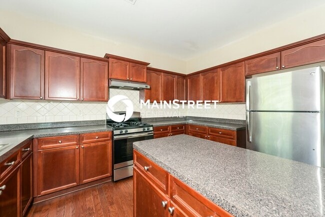 Building Photo - 4 Bedroom Pet-Friendly Home in Loganville, GA with Main Street Renewal