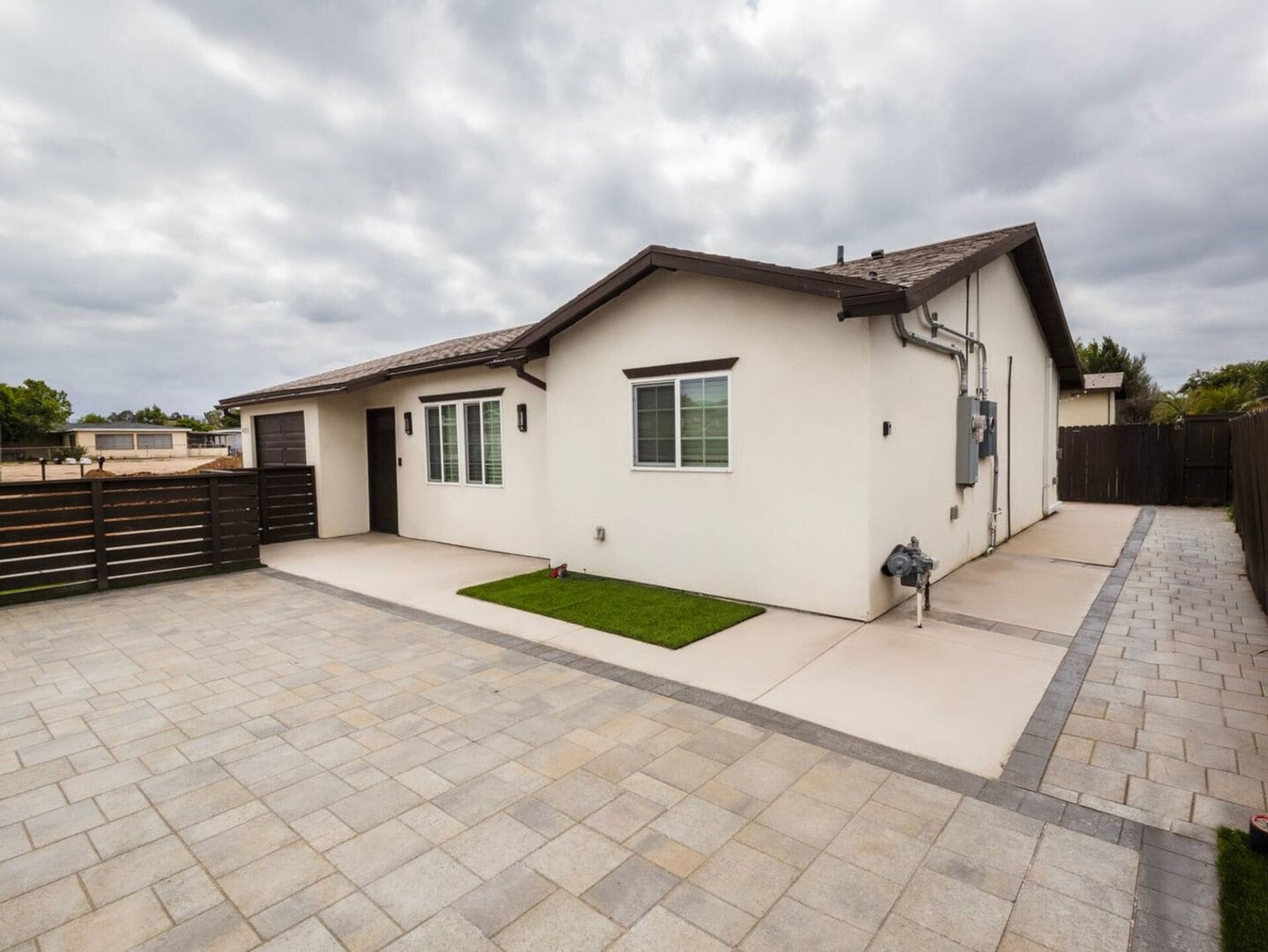 Building Photo - 451 E Lincoln Ave