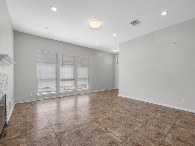 Building Photo - 18634 S Wimbledon Dr