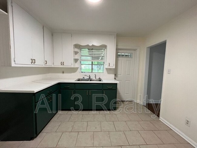 Building Photo - 1308 Federal Dr