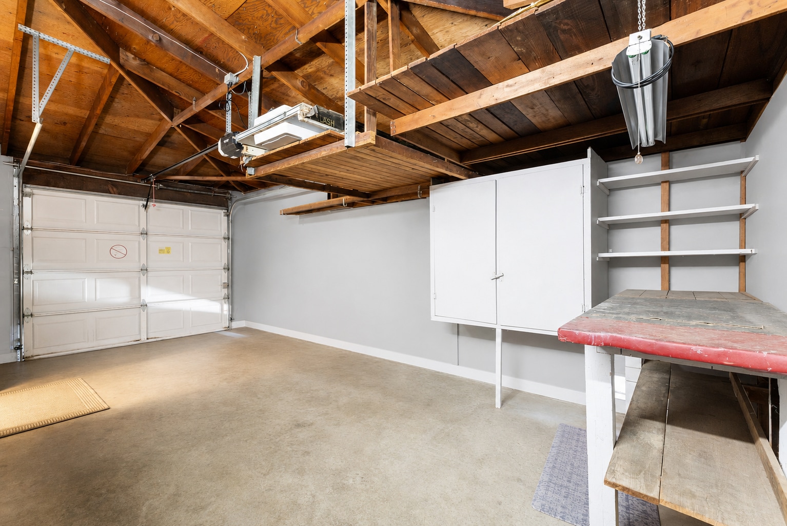 Building Photo - 6900 McQuillan Cir