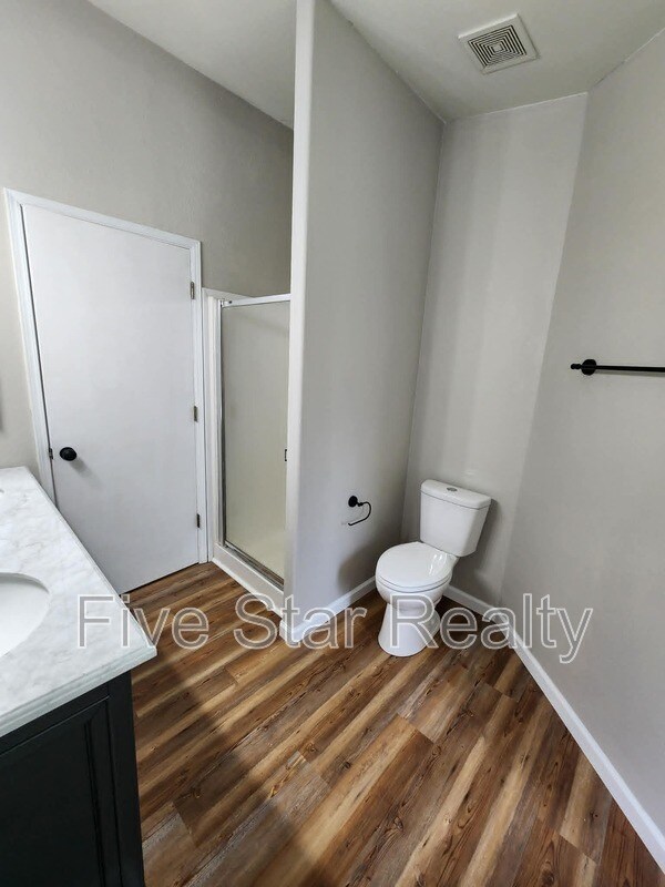 Building Photo - 12051 Kimberly Rd