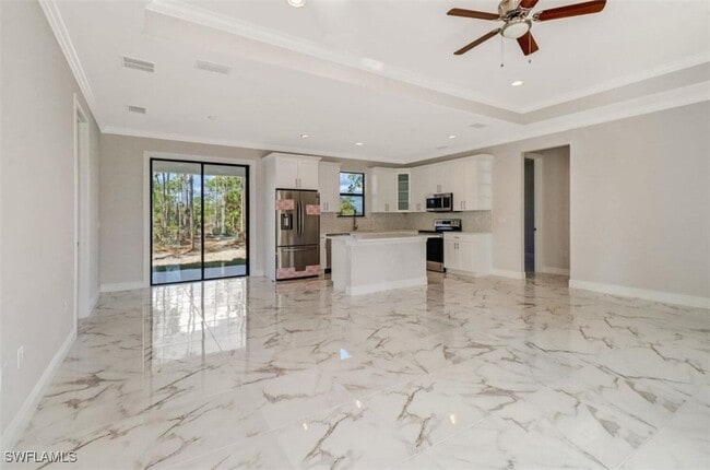 Building Photo - 2436 14th Ave NE