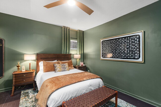 Building Photo - 619 Taylor Ave