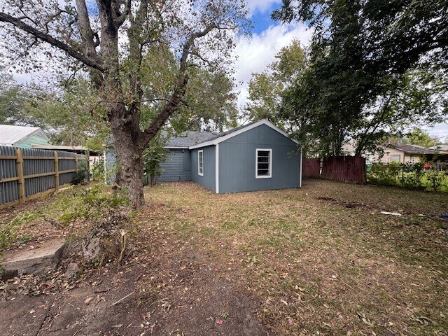 Building Photo - 7343 Forrestal St